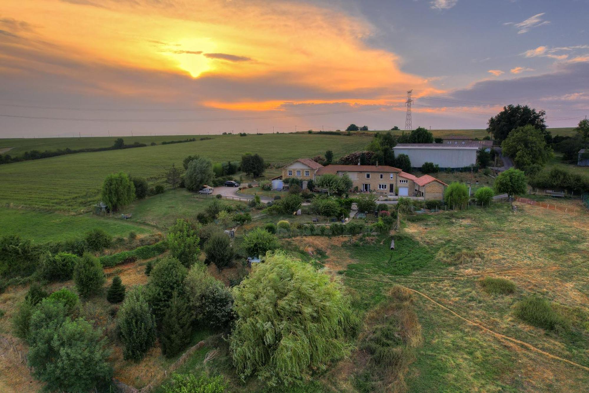 Les Figuets Chateauneuf-de-Galaure Exterior foto